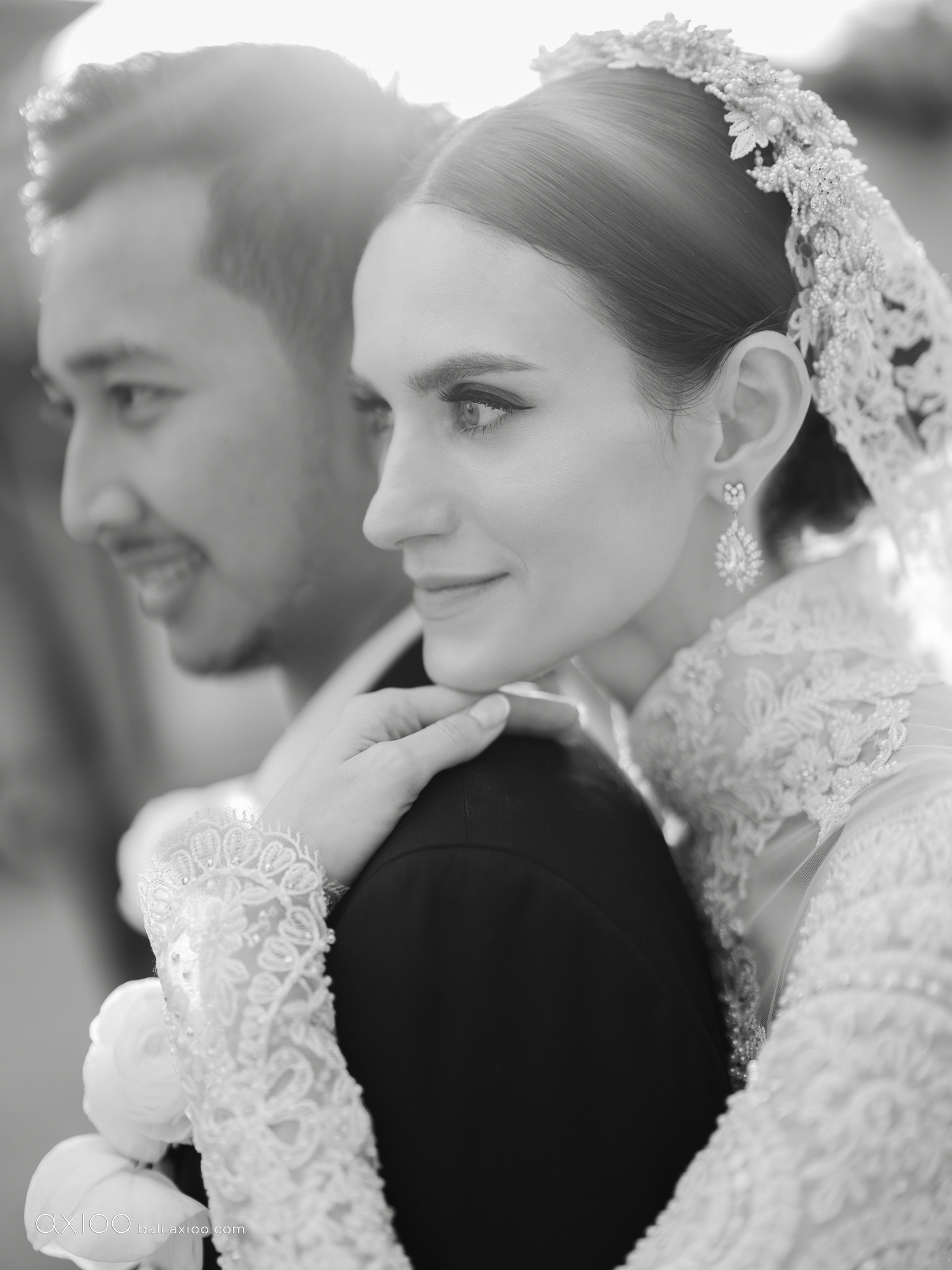 Axioo: Beyond The Spotlight